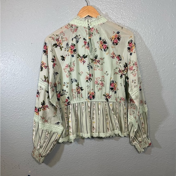 Hemant & Nandita Mint Green Floral Peplum Lace Accent Blouse - Picture 6 of 11